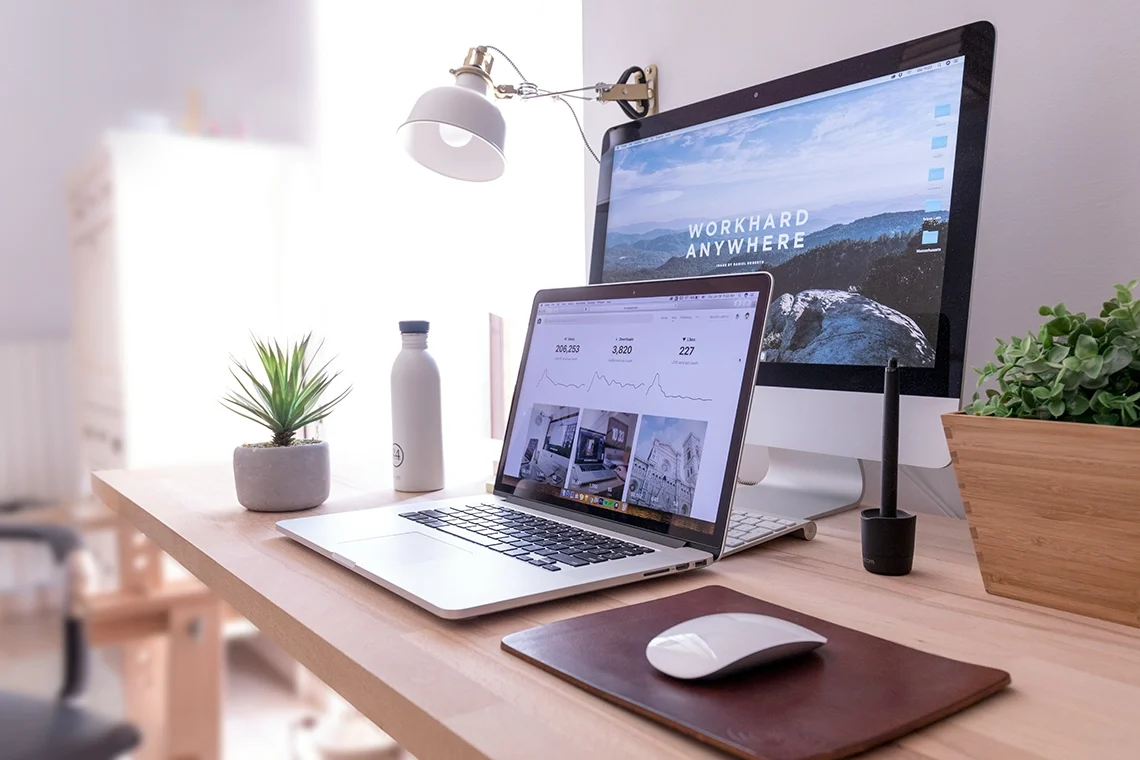 Mes réalisations Bureau avec ordinateur
